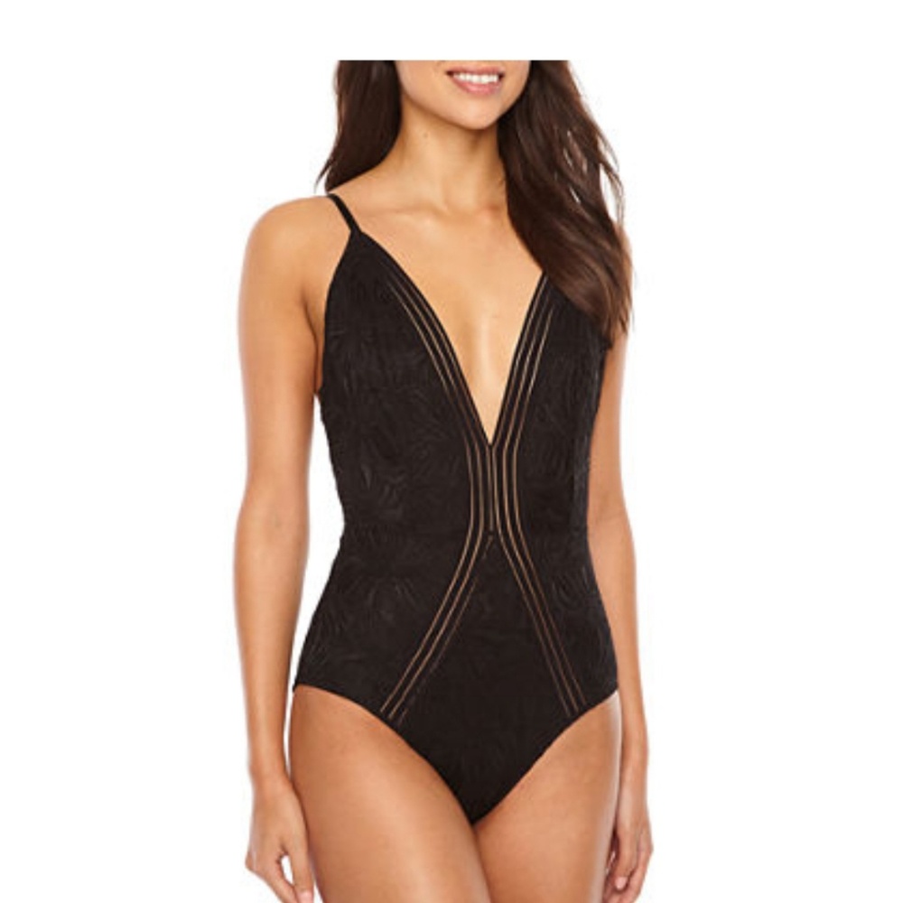 Ambrielle Sleeveless V Neck Bodysuit